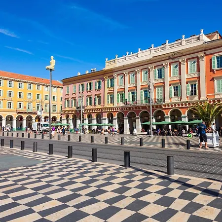 Au Coeur De Nice